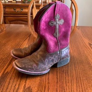 Ariat little girl cowgirl boots